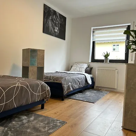 Apartmán Greenview - 3 Beds 2 Bedrooms *