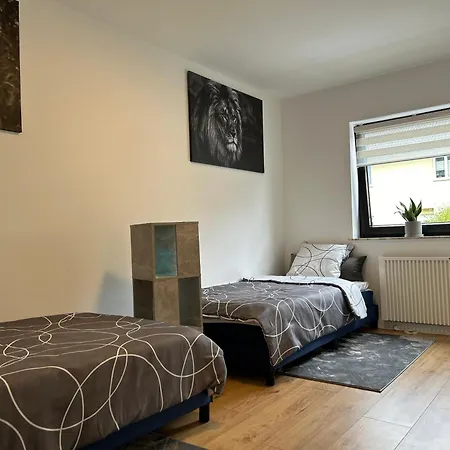 Greenview - 3 Beds 2 Bedrooms Apartmán